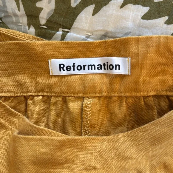 Reformation Molto linen midi wrap skirt size medium - Picture 5 of 6